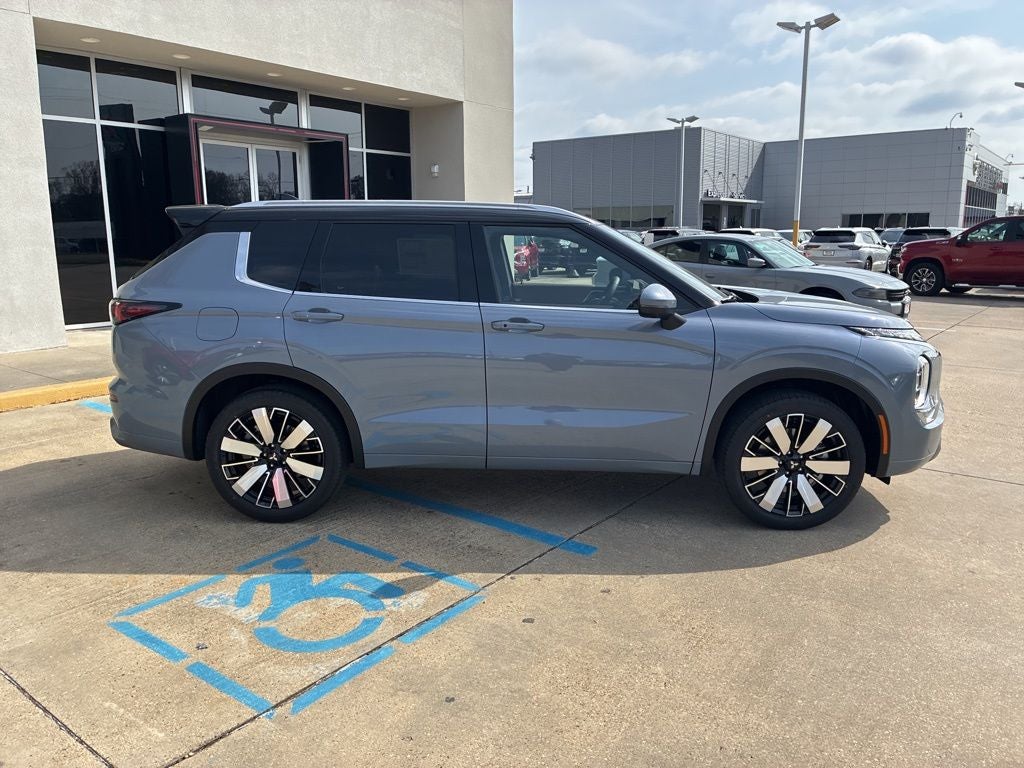 2026 Mitsubishi Outlander SEL