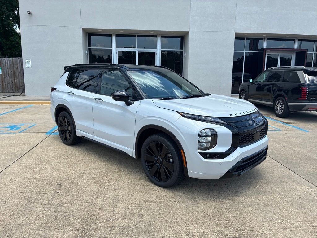 2026 Mitsubishi Outlander Black Edition