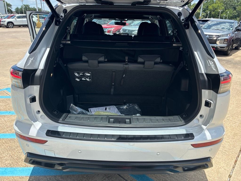 2026 Mitsubishi Outlander Black Edition