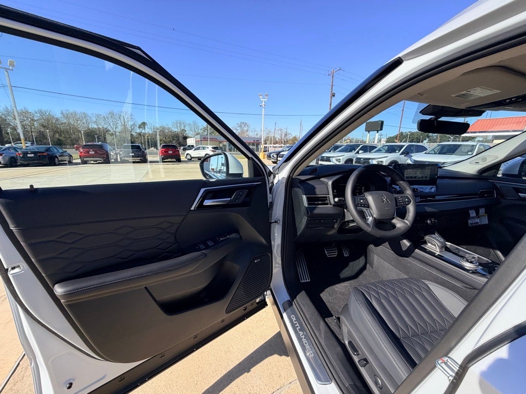 2026 Mitsubishi Outlander SEL