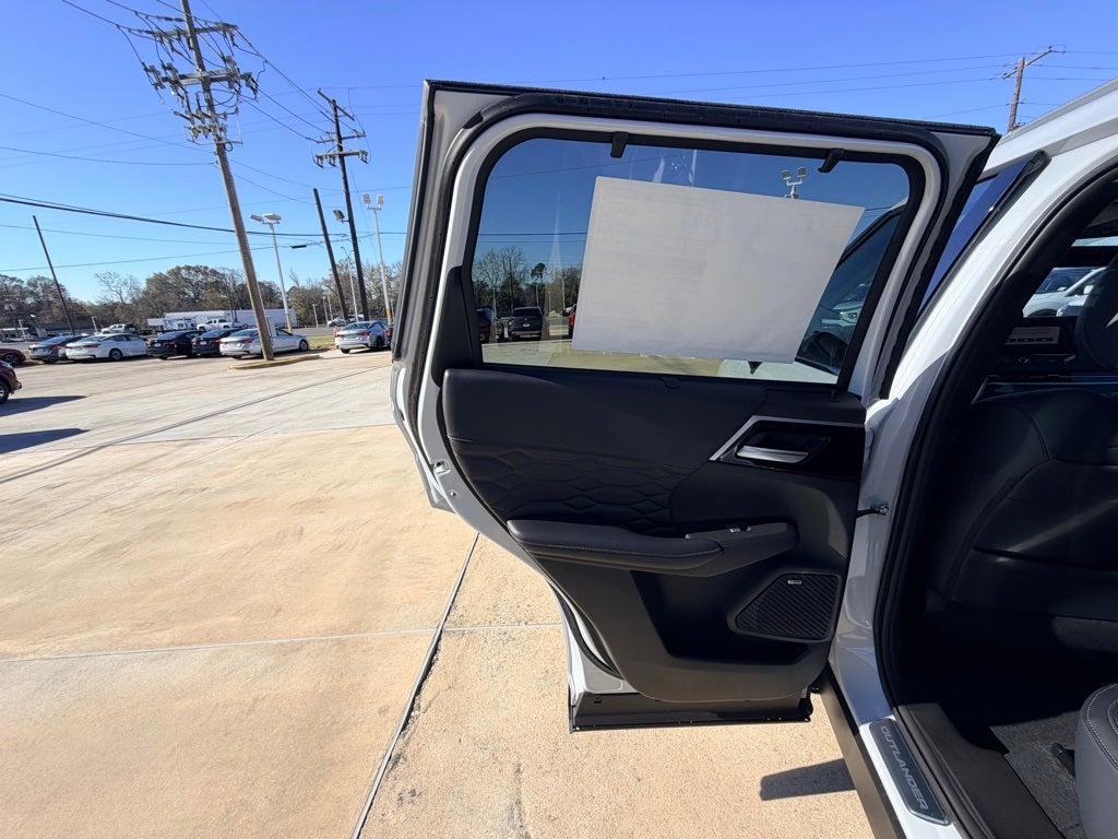 2026 Mitsubishi Outlander SEL