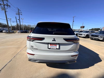 2026 Mitsubishi Outlander SEL