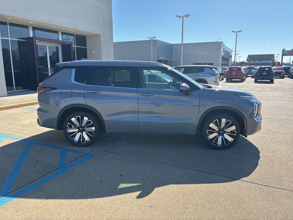 2026 Mitsubishi Outlander SEL