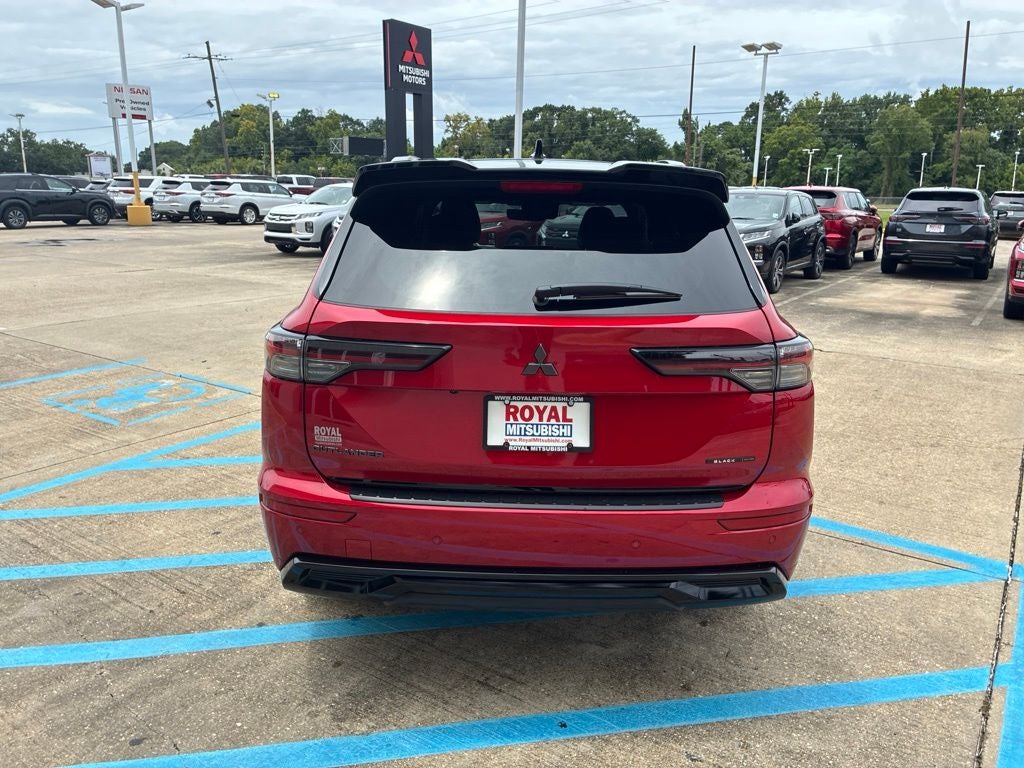 2026 Mitsubishi Outlander Black Edition