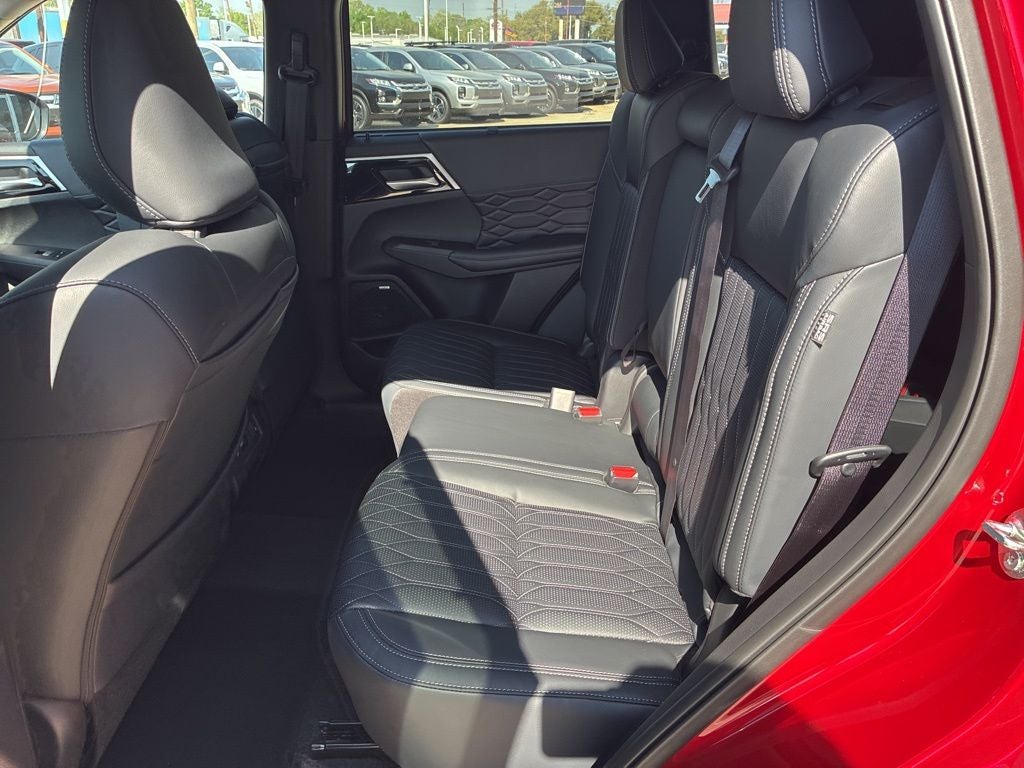 2026 Mitsubishi Outlander SEL