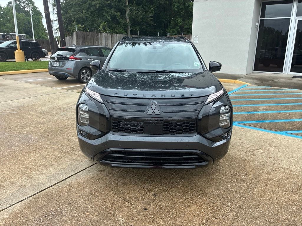 2026 Mitsubishi Outlander Black Edition