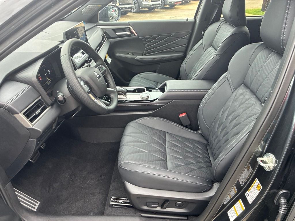 2026 Mitsubishi Outlander Black Edition