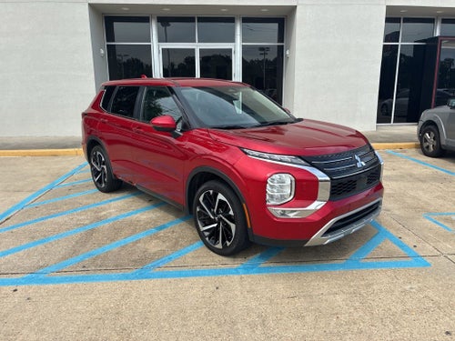 2023 Mitsubishi Outlander SE