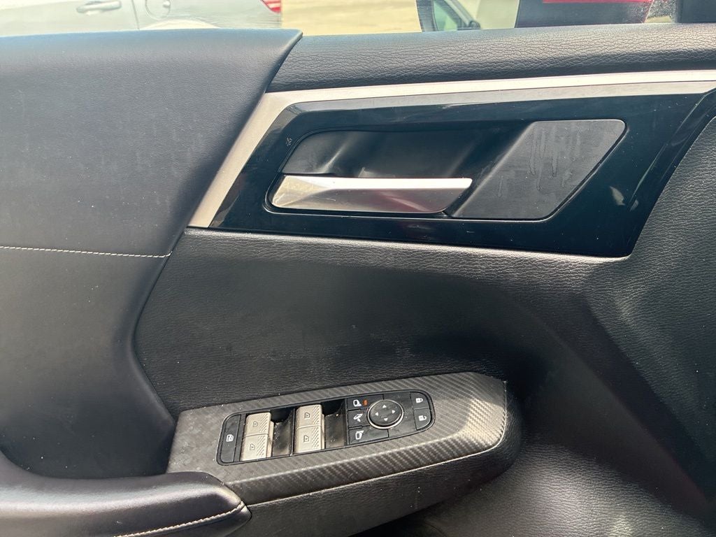 2023 Mitsubishi Outlander SE