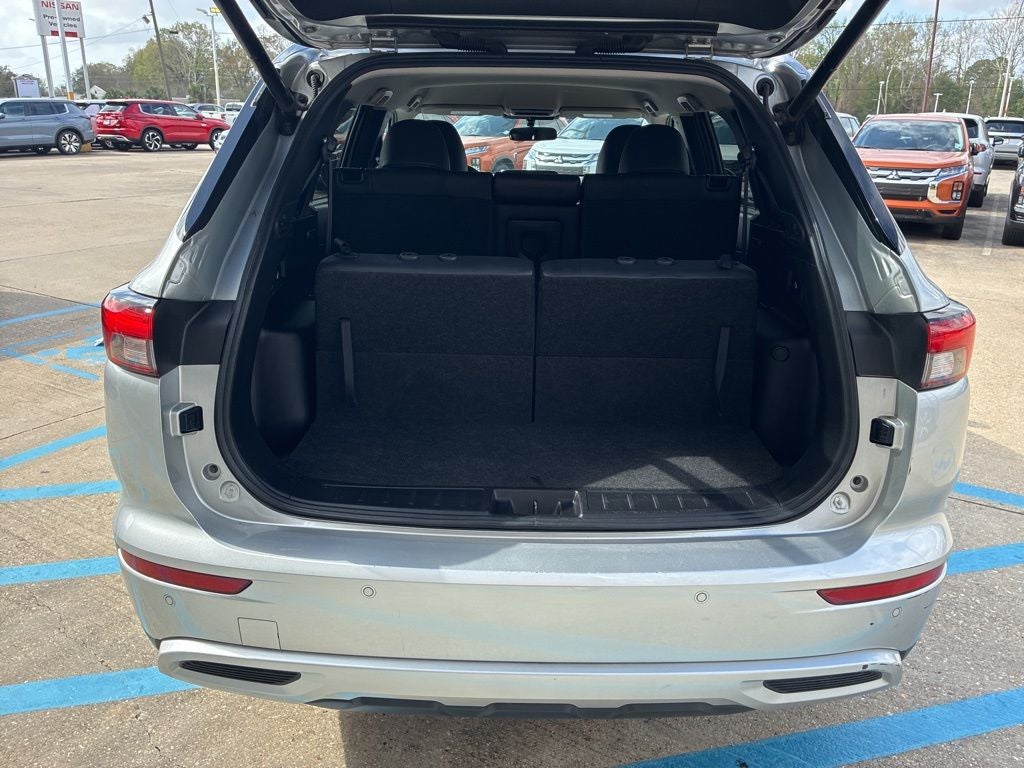 2024 Mitsubishi Outlander SE