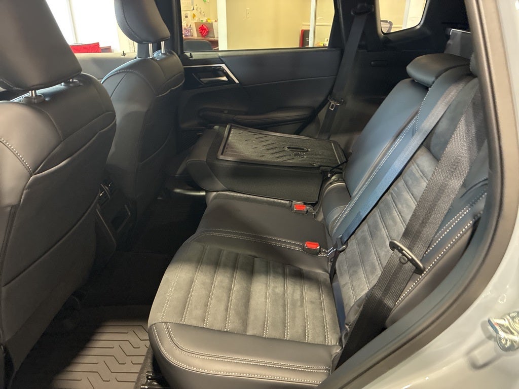 2026 Mitsubishi Outlander Trail Edition