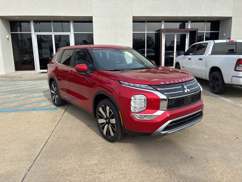 2026 Mitsubishi Outlander SE