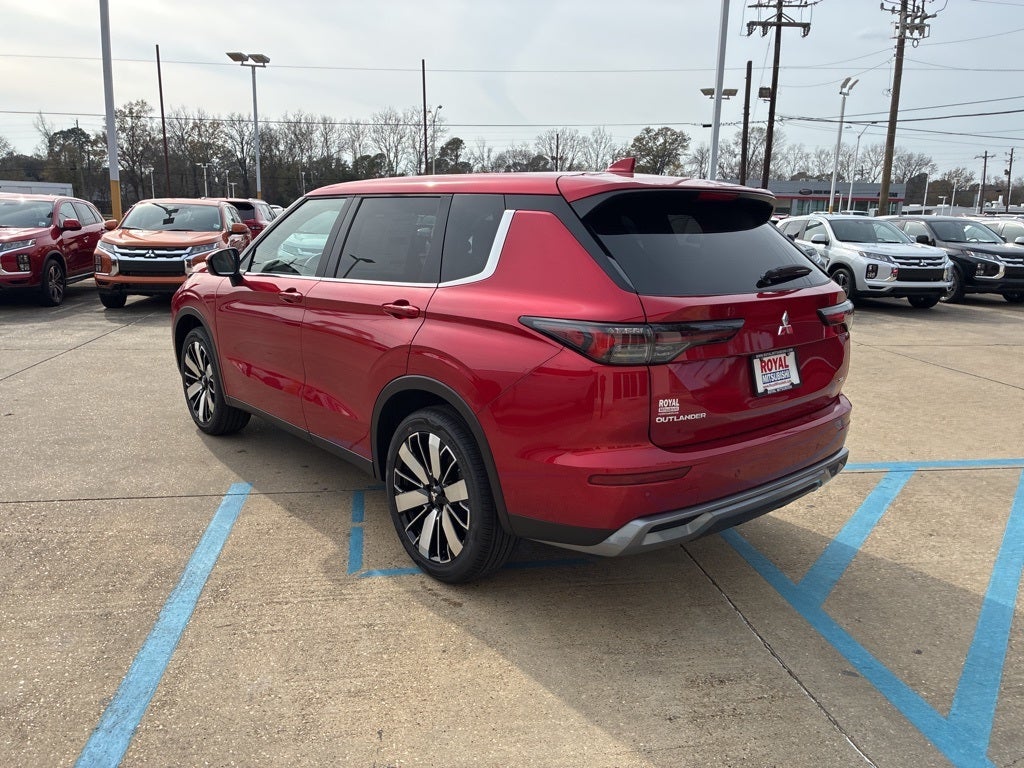 2026 Mitsubishi Outlander SE