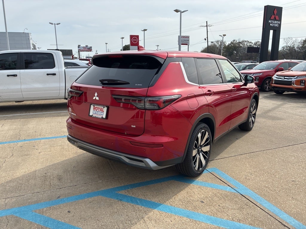 2026 Mitsubishi Outlander SE