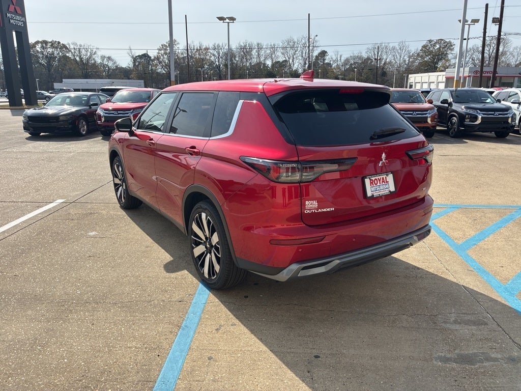 2026 Mitsubishi Outlander SE