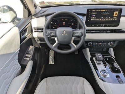 2025 Mitsubishi Outlander Platinum Edition