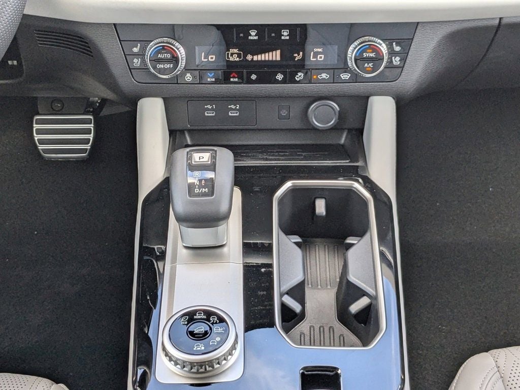 2025 Mitsubishi Outlander Platinum Edition