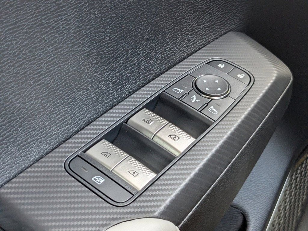 2025 Mitsubishi Outlander Platinum Edition