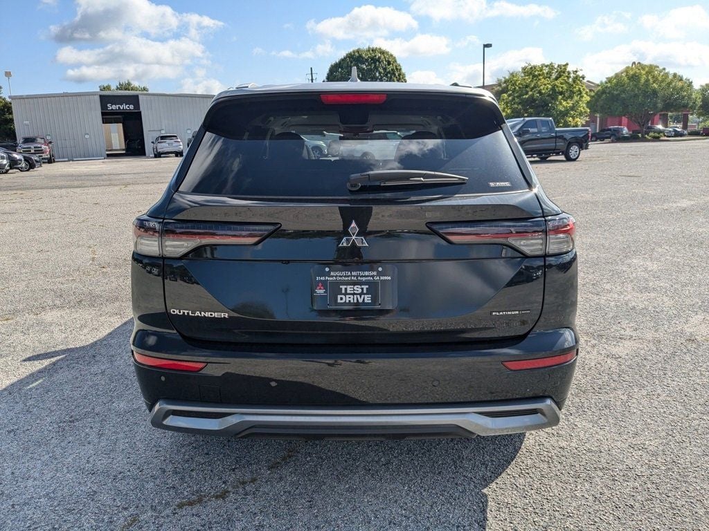 2025 Mitsubishi Outlander Platinum Edition