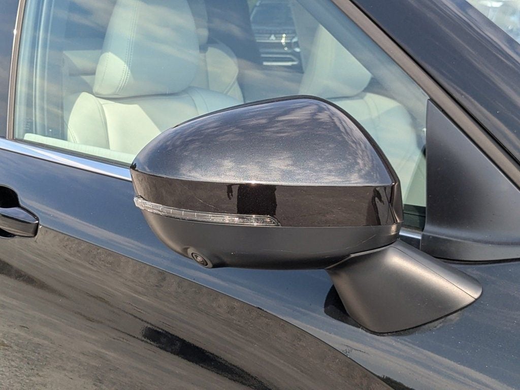 2025 Mitsubishi Outlander Platinum Edition