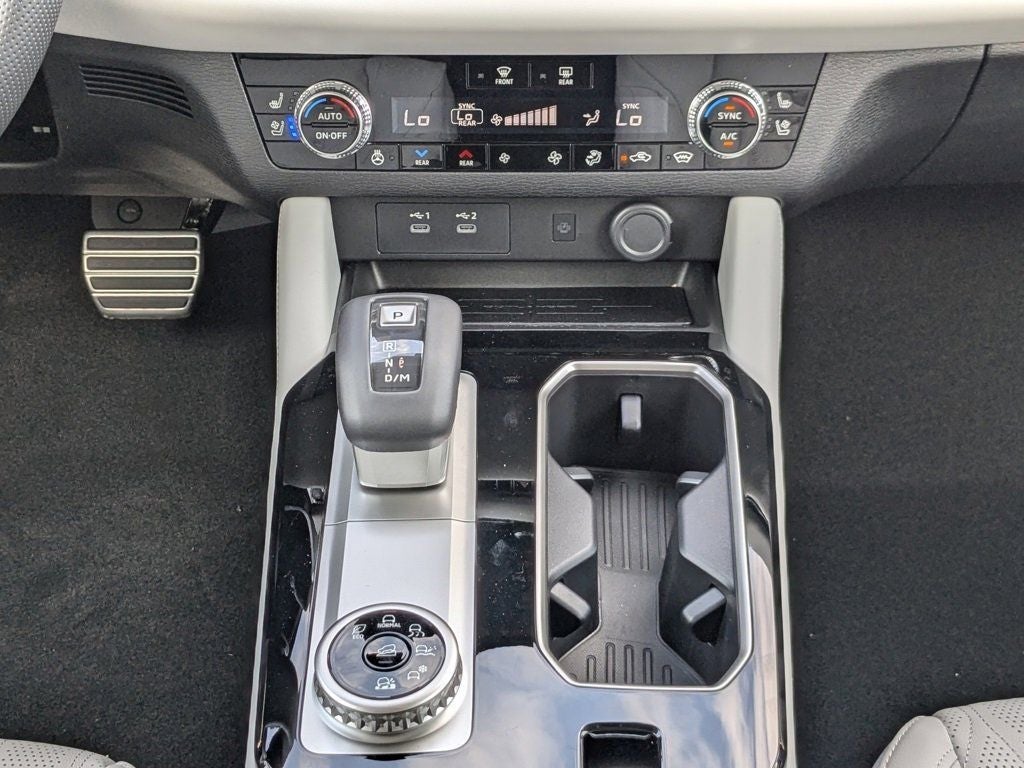 2025 Mitsubishi Outlander Platinum Edition