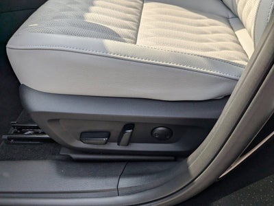 2025 Mitsubishi Outlander Platinum Edition