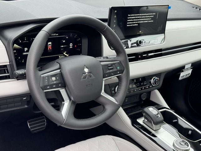 2025 Mitsubishi Outlander Platinum Edition