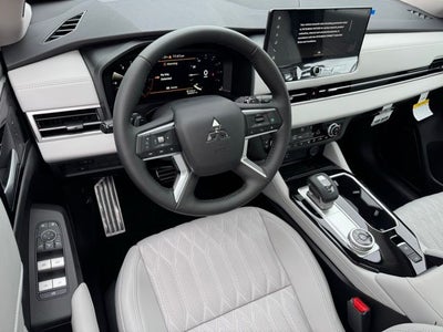 2025 Mitsubishi Outlander Platinum Edition