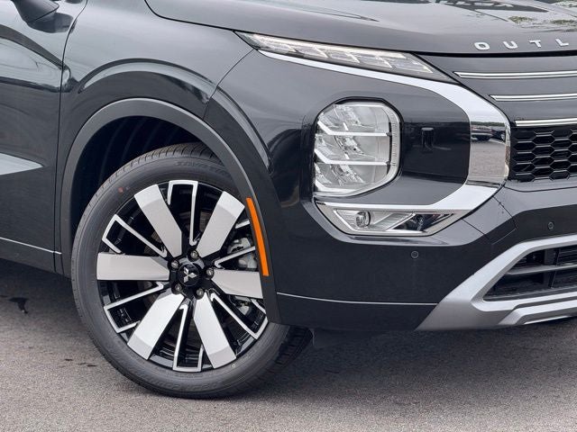 2025 Mitsubishi Outlander Platinum Edition