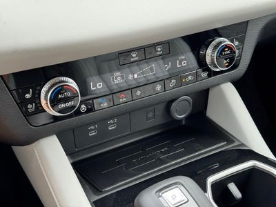 2025 Mitsubishi Outlander Platinum Edition