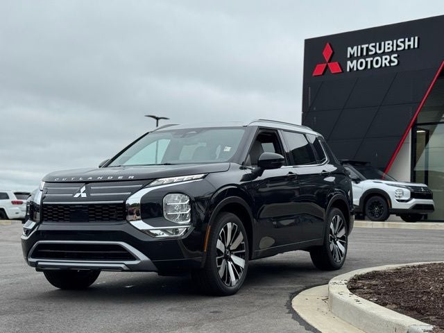 2025 Mitsubishi Outlander Platinum Edition