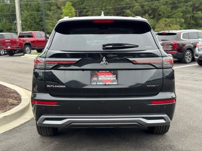 2025 Mitsubishi Outlander Platinum Edition