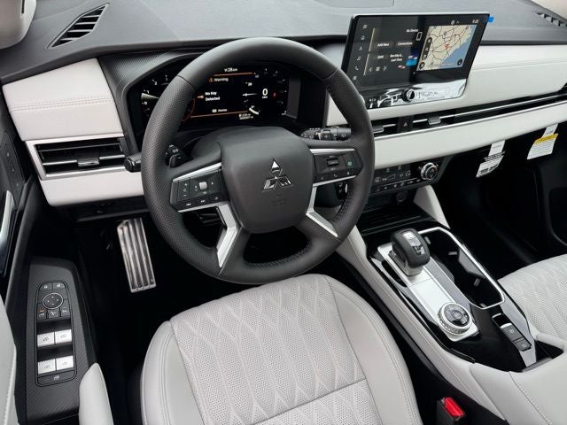 2025 Mitsubishi Outlander Platinum Edition