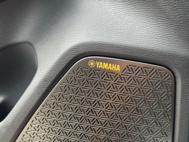 2025 Mitsubishi Outlander Platinum Edition