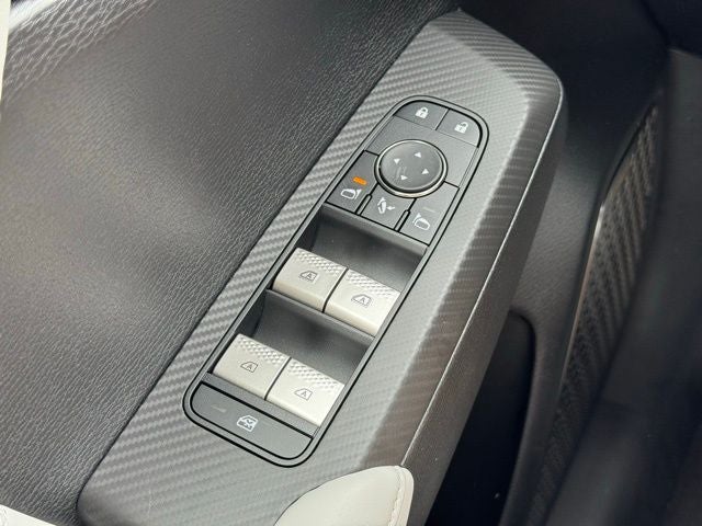 2025 Mitsubishi Outlander Platinum Edition