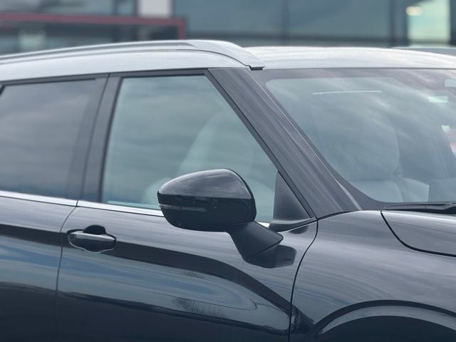 2025 Mitsubishi Outlander Platinum Edition