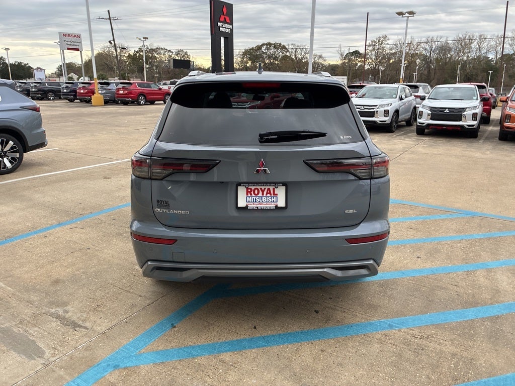 2026 Mitsubishi Outlander SEL
