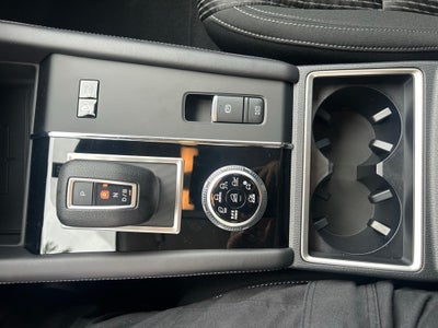 2024 Mitsubishi Outlander PHEV ES