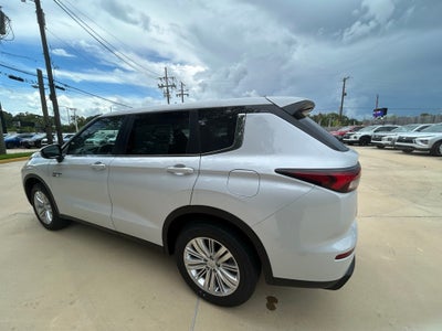 2024 Mitsubishi Outlander PHEV ES