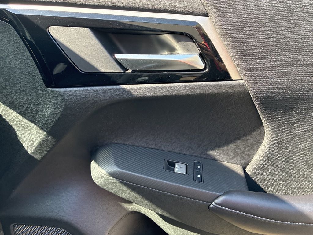 2024 Mitsubishi Outlander PHEV ES