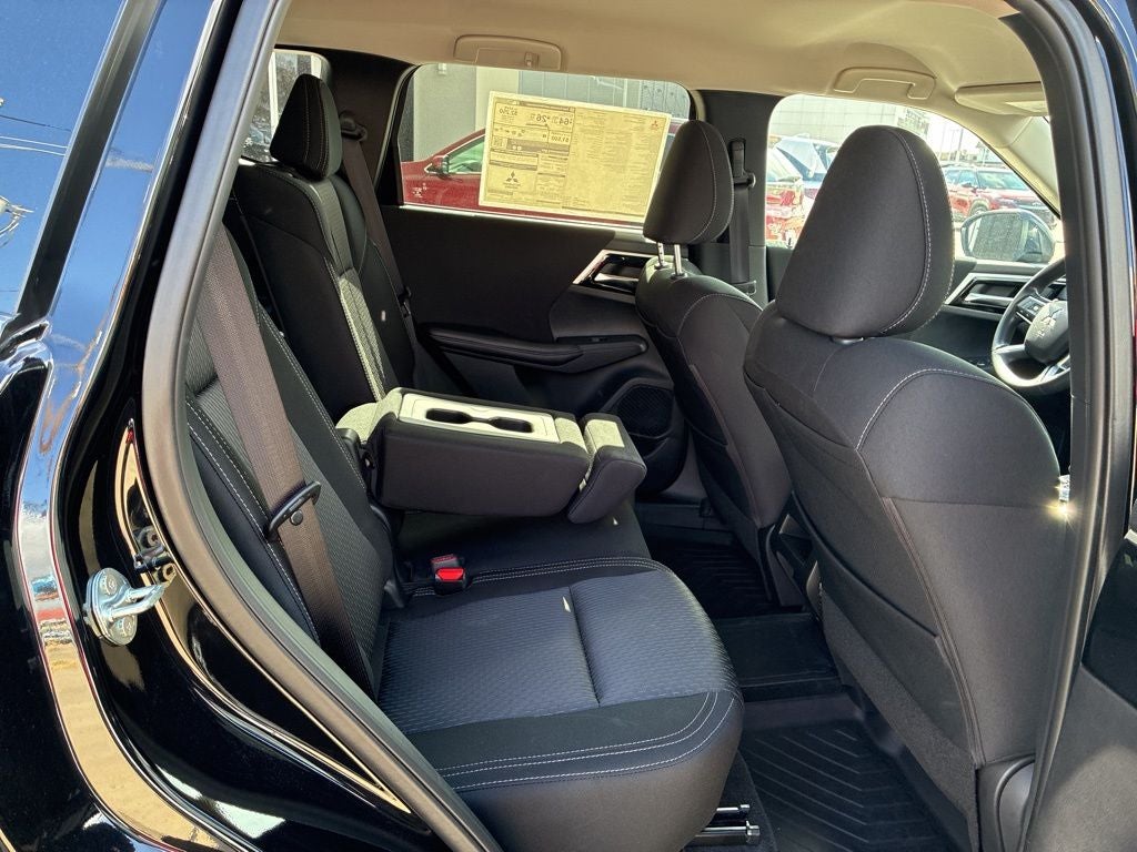 2024 Mitsubishi Outlander PHEV ES