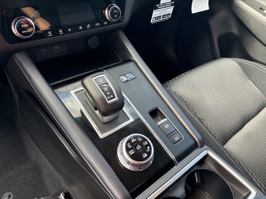 2024 Mitsubishi Outlander PHEV ES