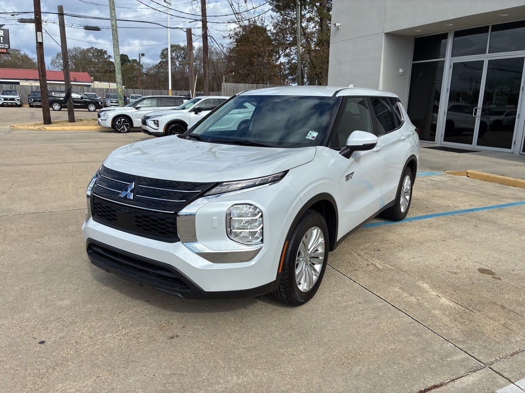 2024 Mitsubishi Outlander PHEV ES