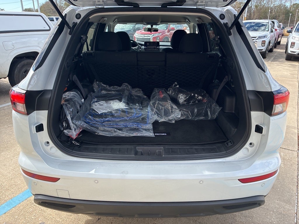 2024 Mitsubishi Outlander PHEV ES