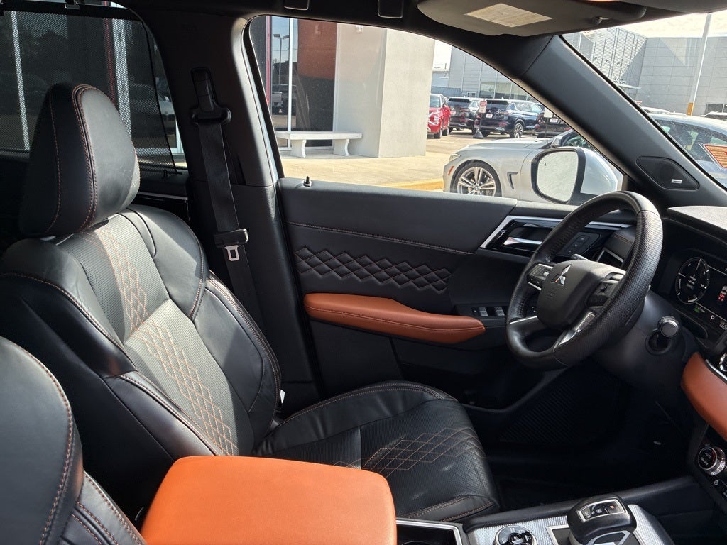 2023 Mitsubishi Outlander PHEV SEL