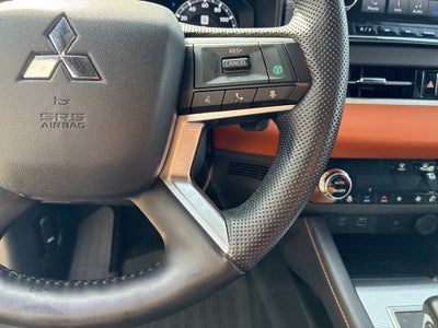 2023 Mitsubishi Outlander PHEV SEL