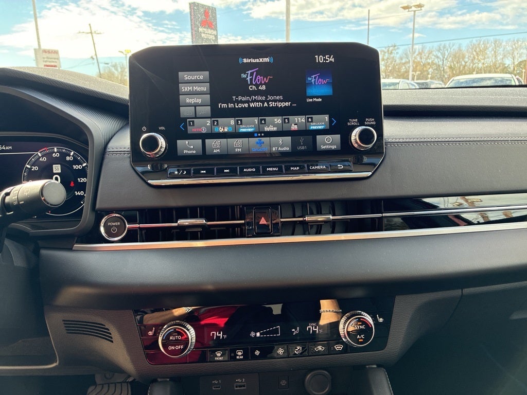 2025 Mitsubishi Outlander PHEV SE