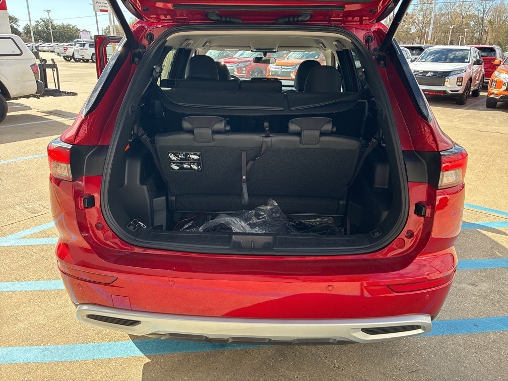 2025 Mitsubishi Outlander PHEV SE