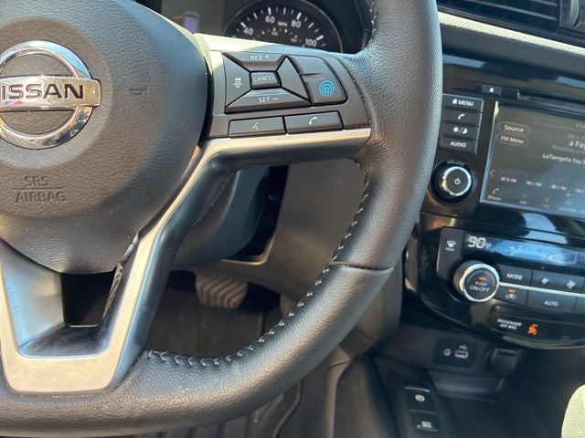 2022 Nissan Rogue Sport SV