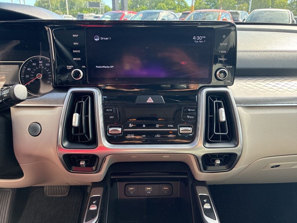 2022 Kia Sorento Hybrid S